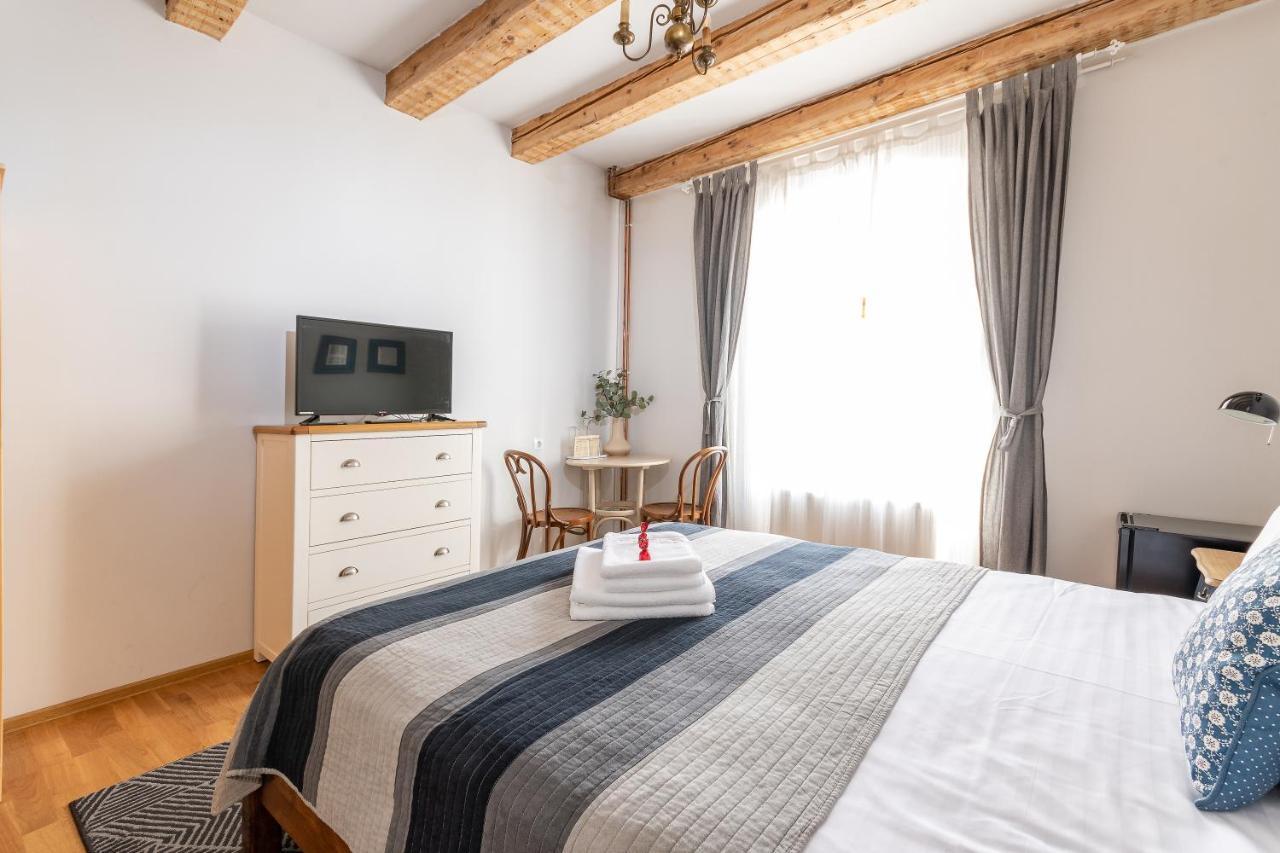 Wood House Republicii Otel Braşov Dış mekan fotoğraf