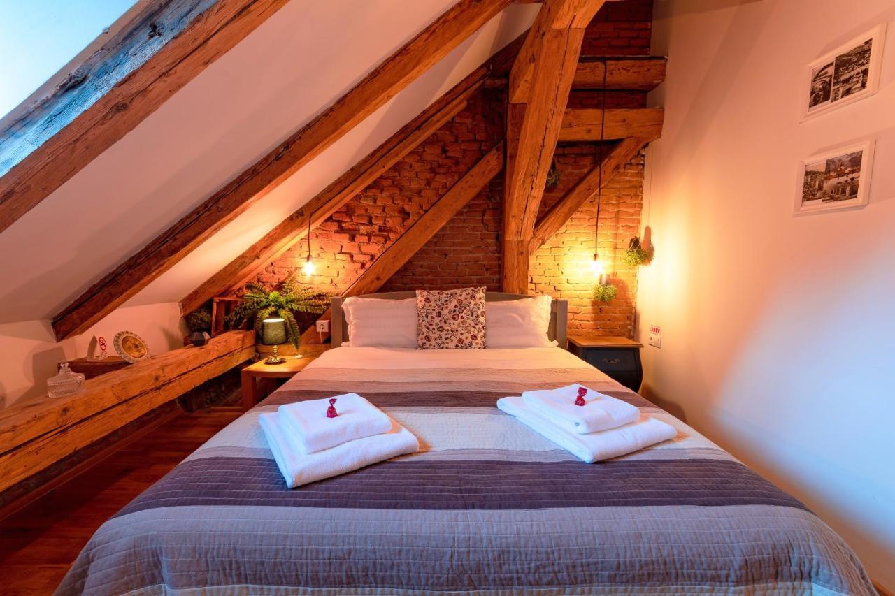 Wood House Republicii Otel Braşov Dış mekan fotoğraf