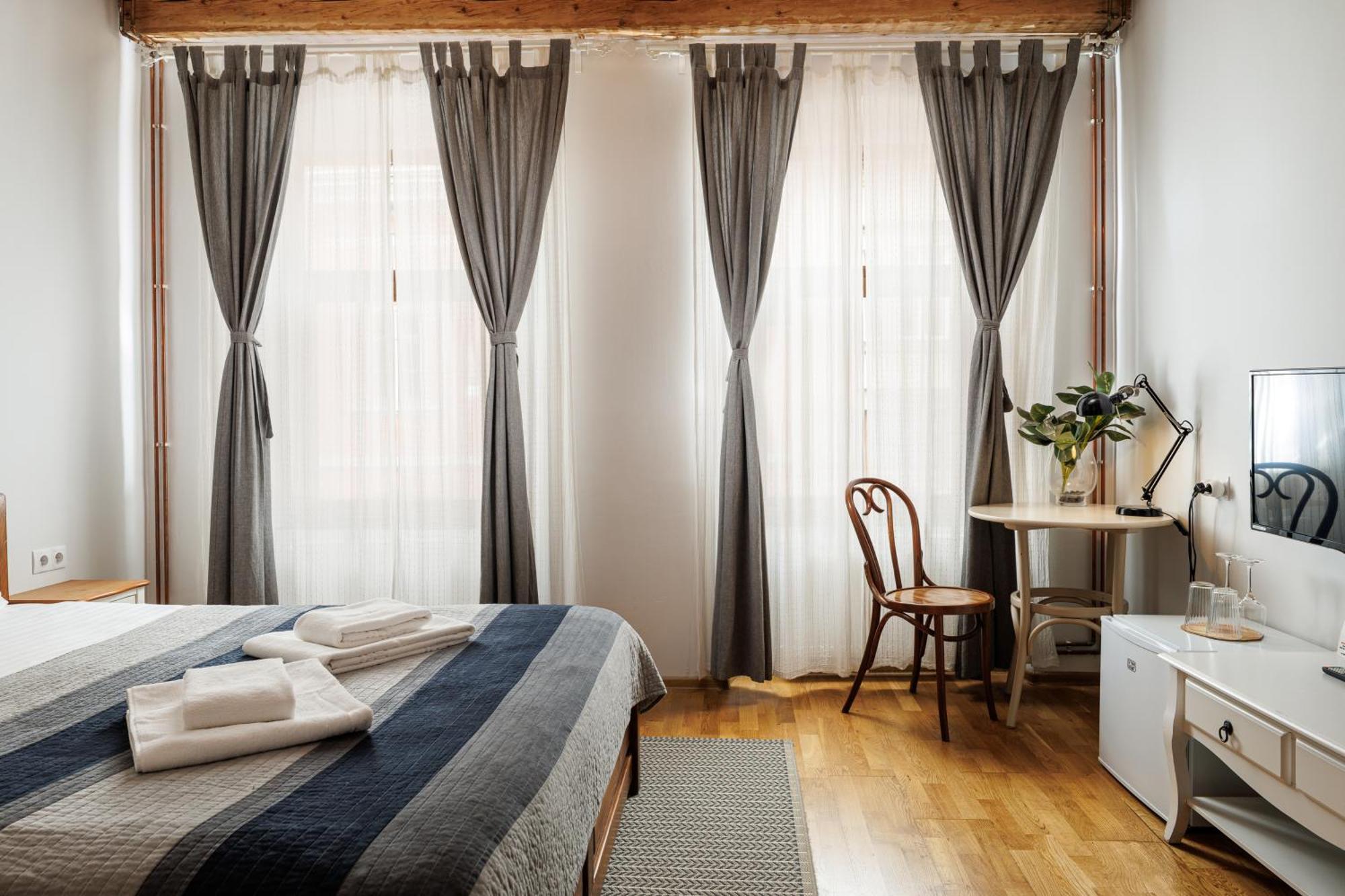 Wood House Republicii Otel Braşov Dış mekan fotoğraf