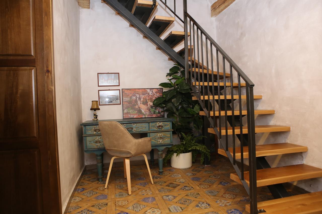 Wood House Republicii Otel Braşov Dış mekan fotoğraf