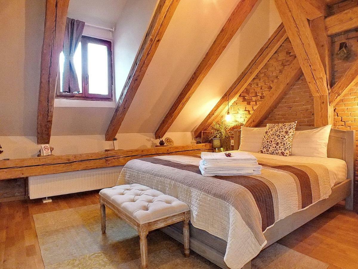 Wood House Republicii Otel Braşov Dış mekan fotoğraf